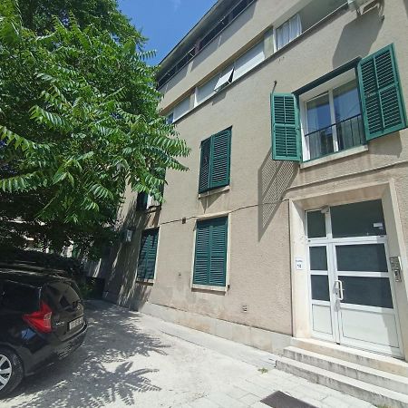 Apartment Nina , Bacvice Beach Split Extérieur photo