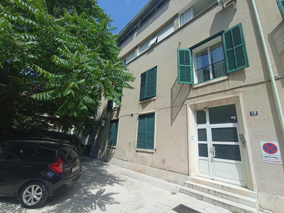 Apartment Nina , Bacvice Beach Split Extérieur photo
