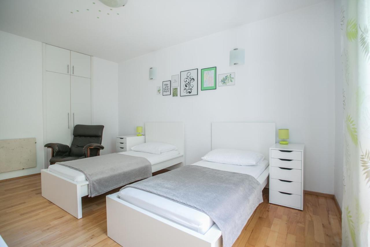 Apartment Nina , Bacvice Beach Split Extérieur photo